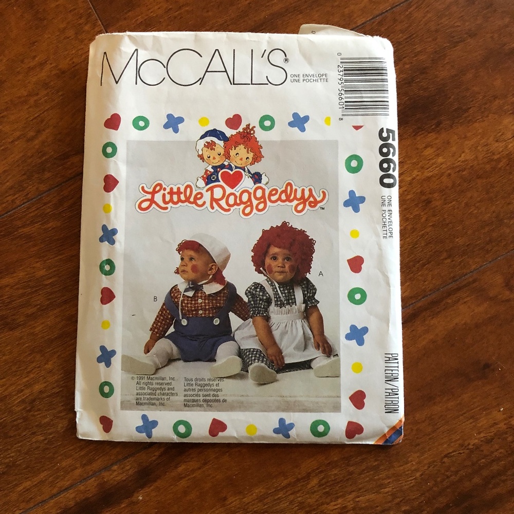 Children's costume vintage sewing  patterns Raggedy Ann